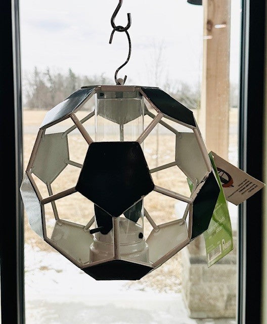 Pinebush Soccer Ball Bird Feeder