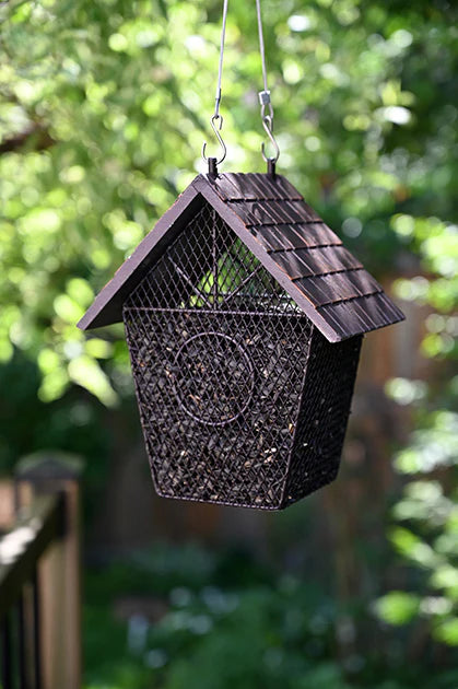 Pinebush Shingled House Style Mesh Feeder